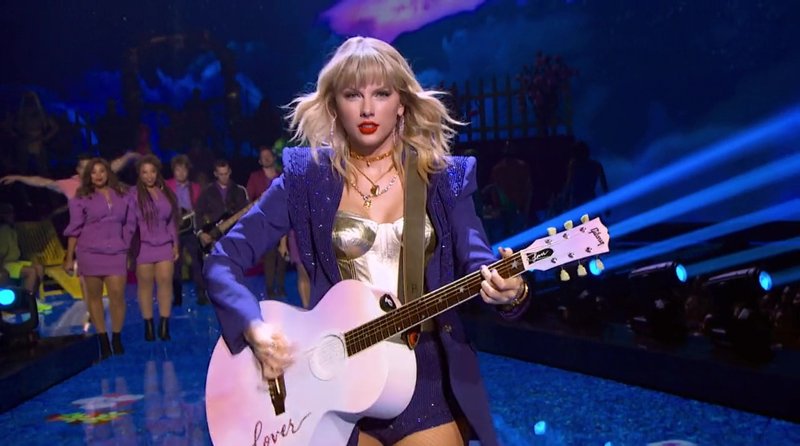 Taylor Swift — Screen Captures — photo 746