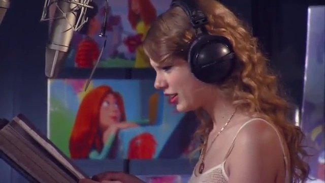 Taylor Swift — Behind the Scenes (Screen Captures) — photo 6