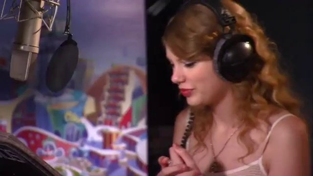 Taylor Swift — Behind the Scenes (Screen Captures) — photo 37