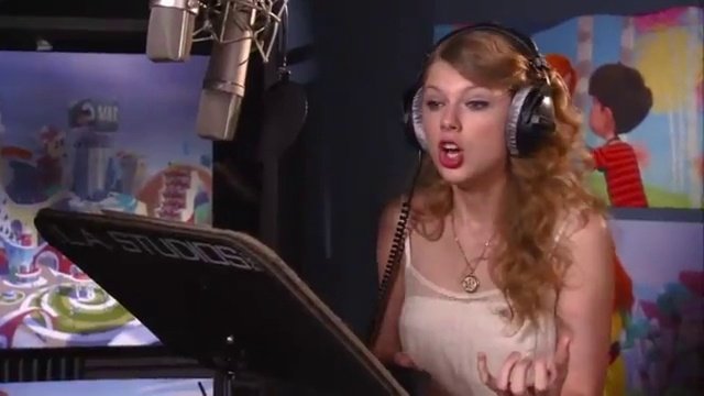 Taylor Swift — Behind the Scenes (Screen Captures) — photo 46