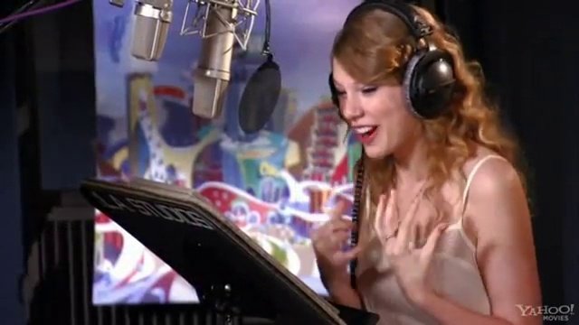 Taylor Swift — Featurette: A Look Inside  (Screen Captures) — photo 22