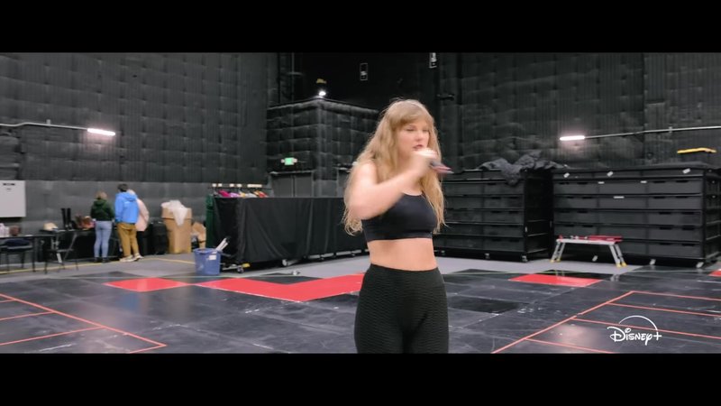 Taylor Swift — Trailer #2 (Screen Captures) — photo 37