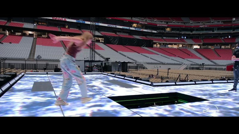 Taylor Swift — Trailer #2 (Screen Captures) — photo 42