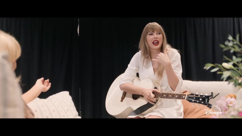 Taylor Swift — Trailer #2 (Screen Captures) — photo 63