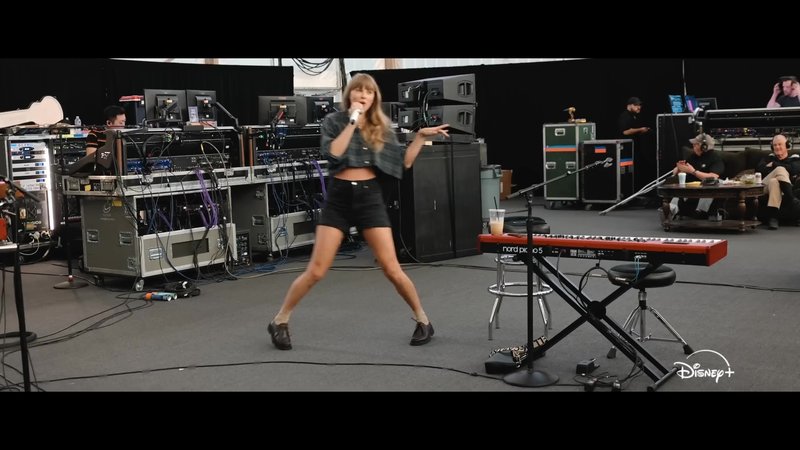 Taylor Swift — Trailer #2 (Screen Captures) — photo 77