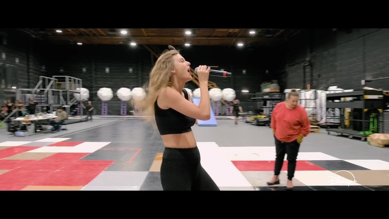 Taylor Swift — Trailer #2 (Screen Captures) — photo 81