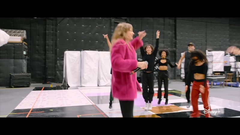 Taylor Swift — Trailer #2 (Screen Captures) — photo 82