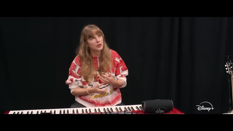 Taylor Swift — Trailer #2 (Screen Captures) — photo 141