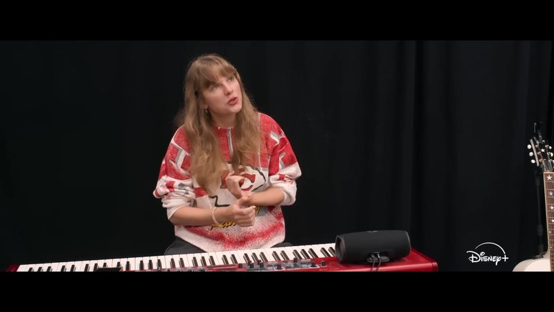 Taylor Swift — Trailer #2 (Screen Captures) — photo 142