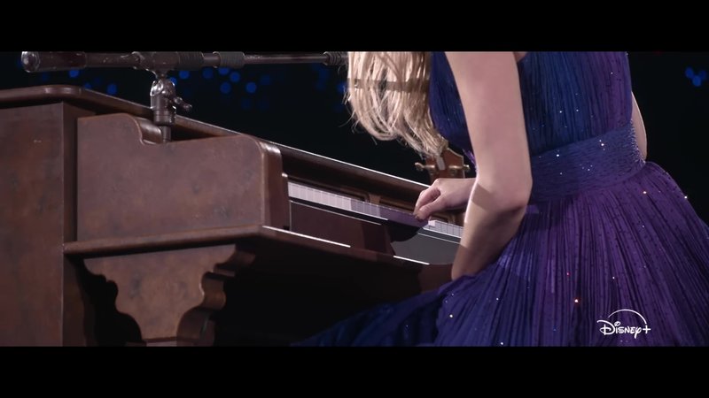 Taylor Swift — Trailer #2 (Screen Captures) — photo 144