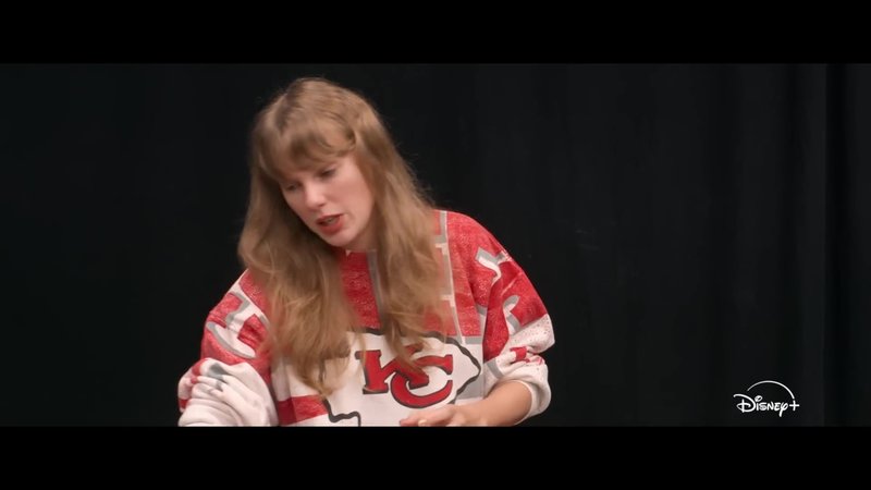 Taylor Swift — Trailer #2 (Screen Captures) — photo 150