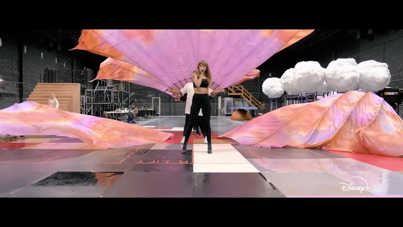 Taylor Swift — Trailer (Screen Captures) — photo 22