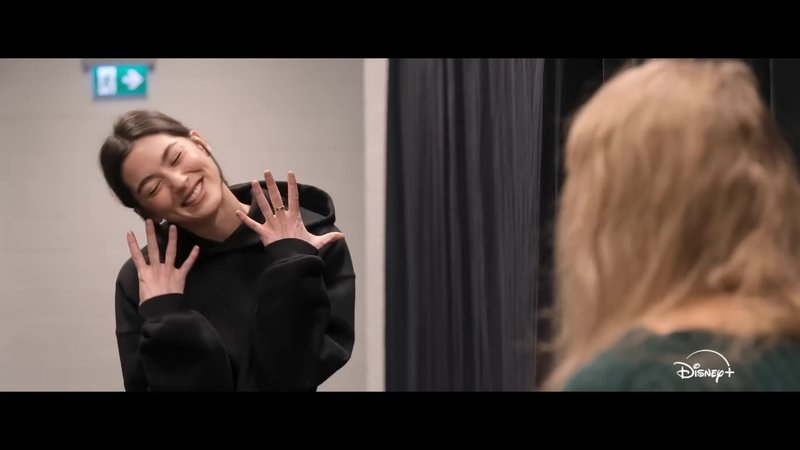 Taylor Swift — Trailer (Screen Captures) — photo 42