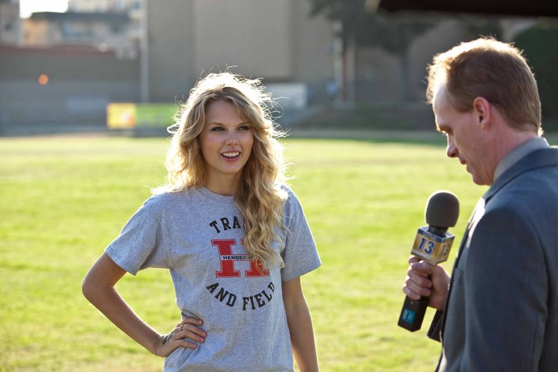 Taylor Swift — Stills — photo 2