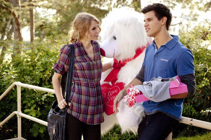Taylor Swift — Stills — photo 3