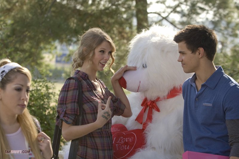 Taylor Swift — Stills — photo 7