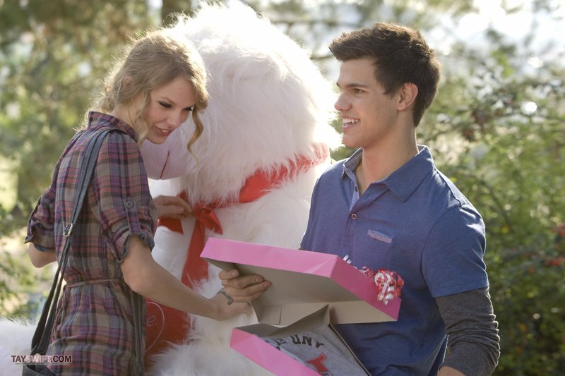 Taylor Swift — Stills — photo 8