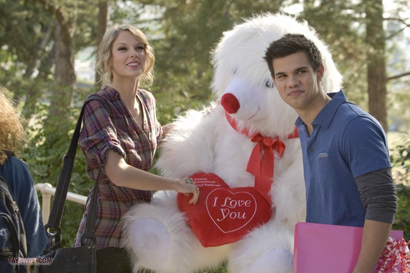 Taylor Swift — Stills — photo 10