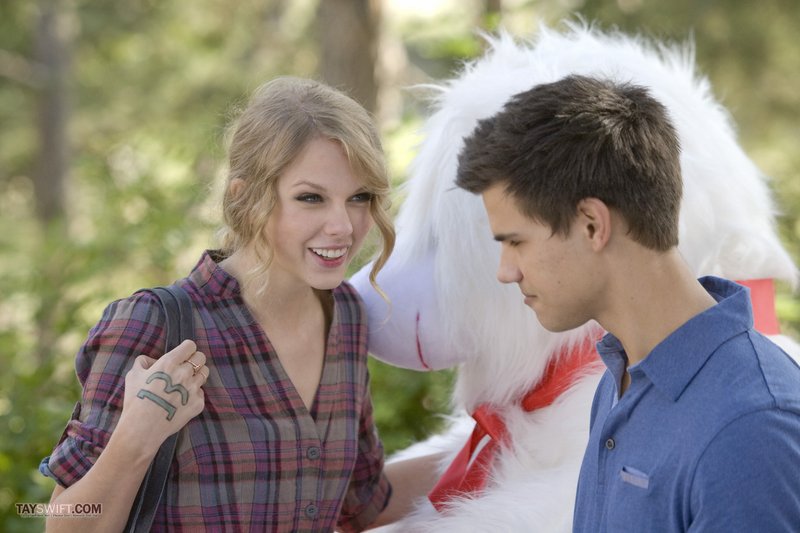 Taylor Swift — Stills — photo 27