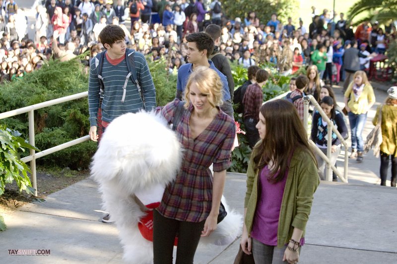 Taylor Swift — Stills — photo 41
