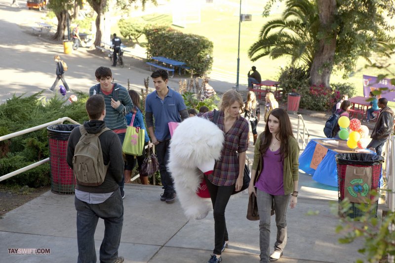 Taylor Swift — Stills — photo 43