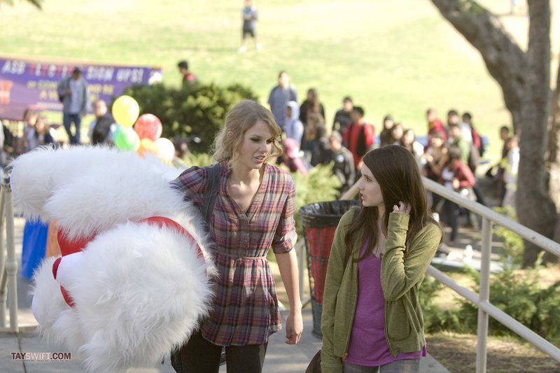 Taylor Swift — Stills — photo 46