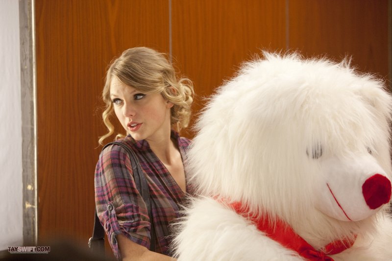 Taylor Swift — Stills — photo 74