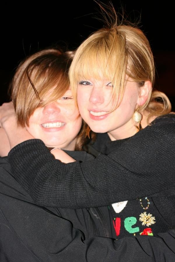 Taylor Swift — Abagail's Prom — photo 64