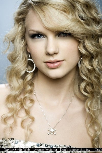 Taylor Swift — Abagail's Prom — photo 500