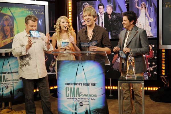 Taylor Swift — AMP 2004 — photo 35