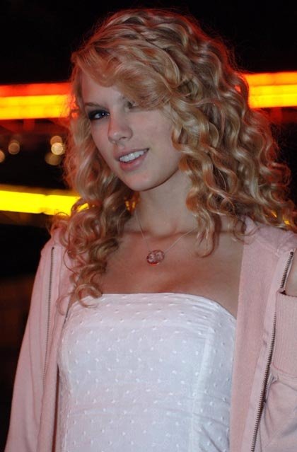 Taylor Swift — AMP 2004 — photo 104