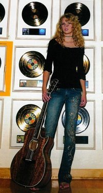 Taylor Swift — AMP 2004 — photo 126