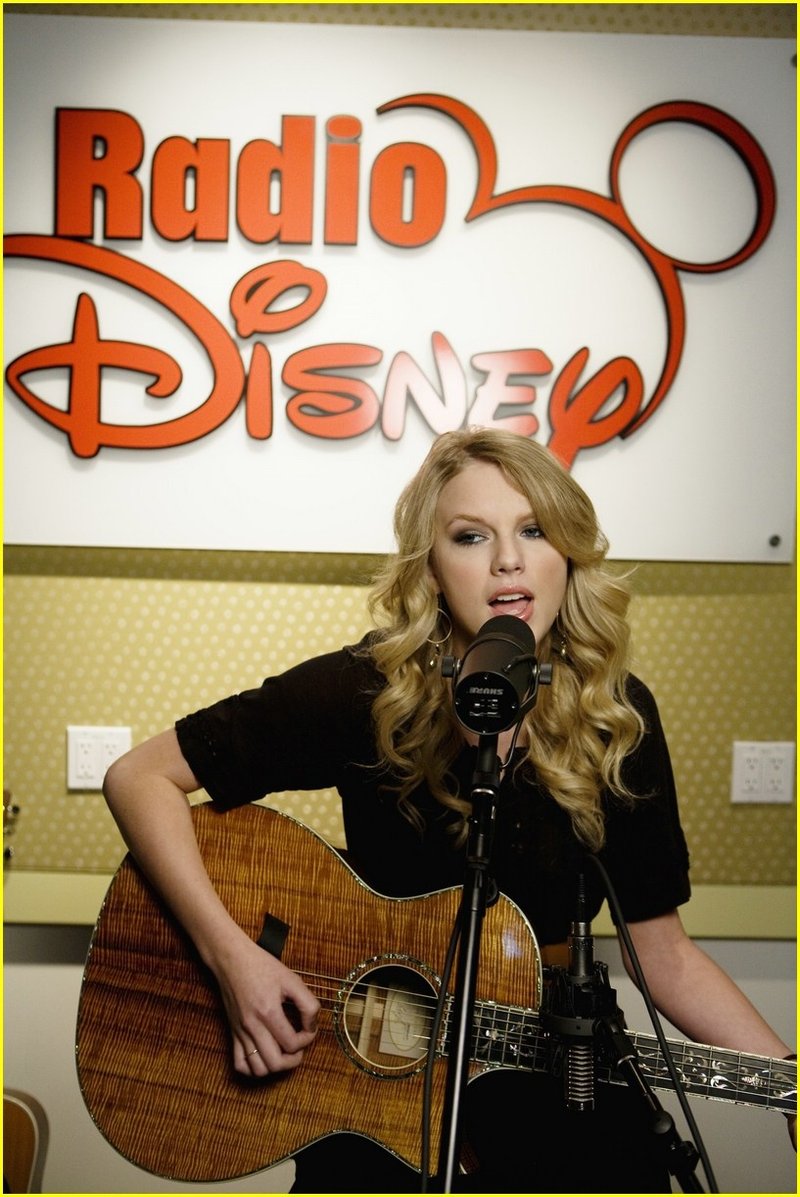 Taylor Swift — AMP 2004 — photo 207