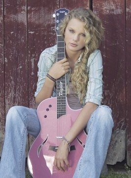 Taylor Swift — AMP 2004 — photo 512