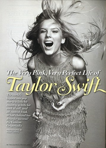 Taylor Swift — At Creative Caffeine Studio — photo 376