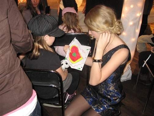 Taylor Swift — At Demi's TV show preimere — photo 306