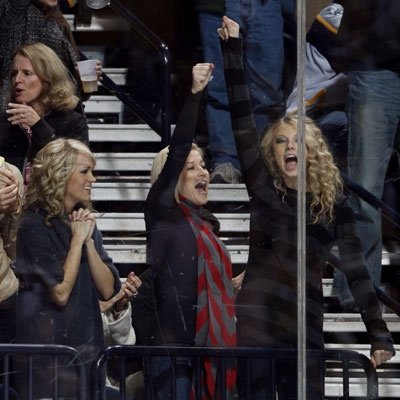 Taylor Swift — CMT photo Blog — photo 90