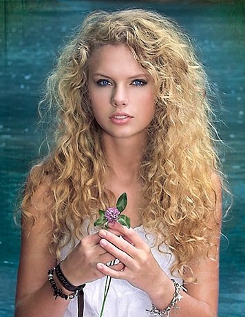 Taylor Swift — CMT photo Blog — photo 237