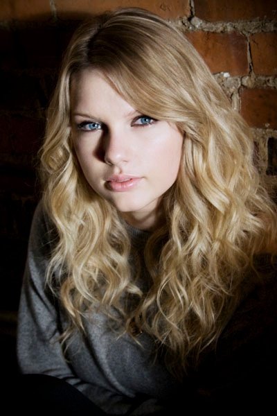 Taylor Swift — CMT photo Blog — photo 408