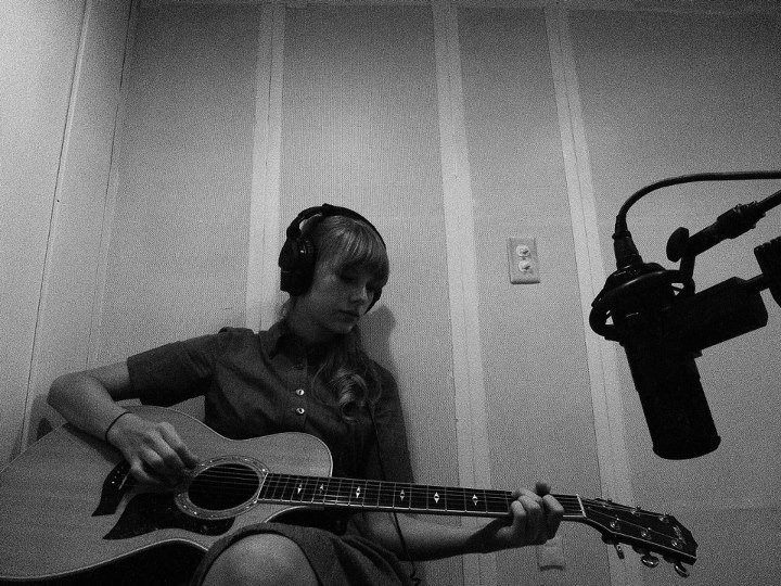 Taylor Swift — Miscellaneous — photo 5
