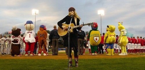 Taylor Swift — Reading Eagle Newspaper pictures — photo 3