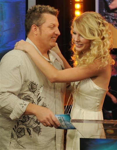Taylor Swift — Taylor TRL promo — photo 25
