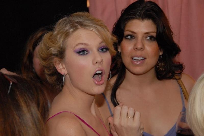 Taylor Swift — Taylor's 18th birthday — photo 25