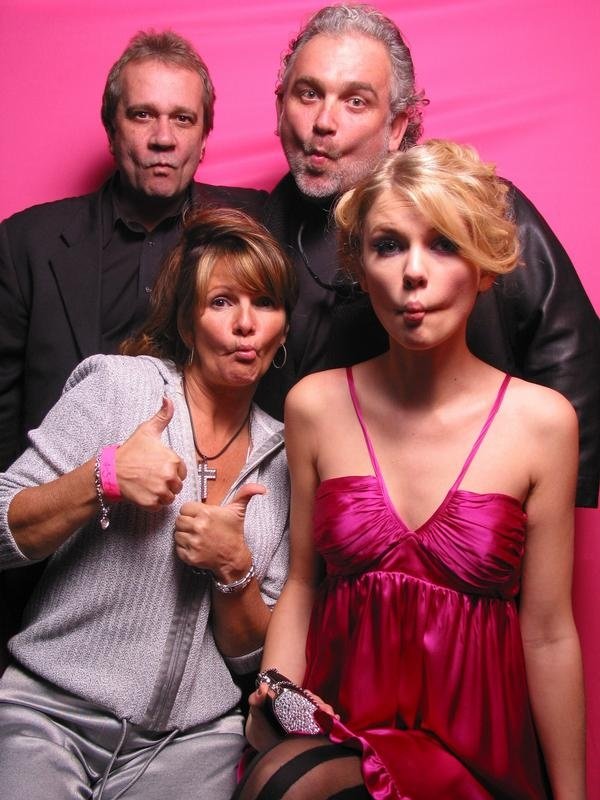 Taylor Swift — Taylor's 18th birthday — photo 61