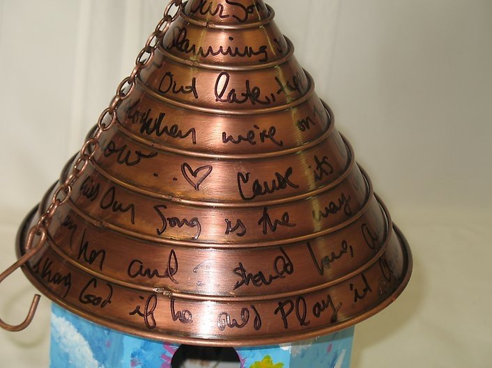 Taylor Swift — The 7th Annual Birdhouse Thing Auction — photo 5