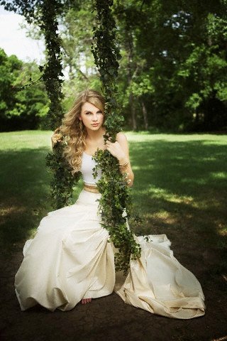 Taylor Swift — Twitter Pictures — photo 338