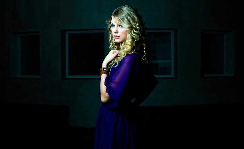 Taylor Swift — Twitter Pictures — photo 403