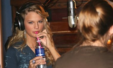 Taylor Swift — 2006 - GAC Short Cuts — photo 6