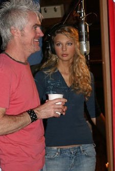 Taylor Swift — 2006 - GAC Short Cuts — photo 7