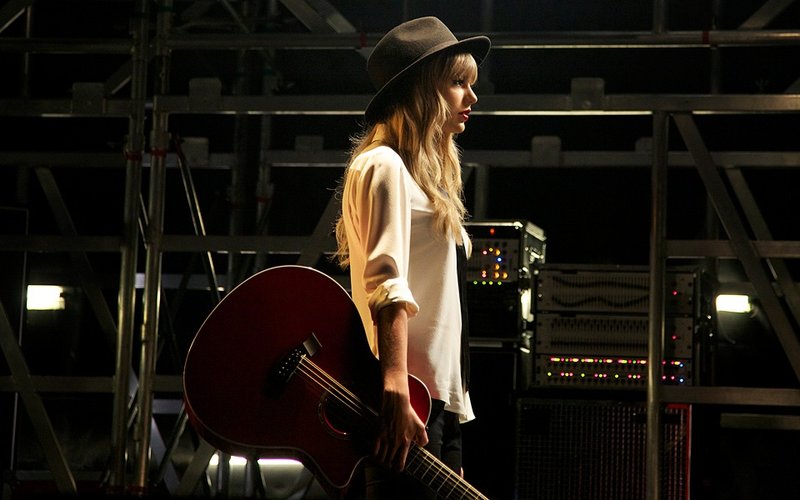 Taylor Swift — 2012 - MTV Video Music Awards Commercial — photo 3